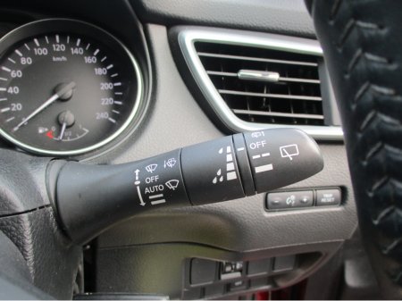 2019 Nissan Qashqai - thumbnail 16