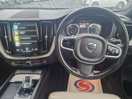 2021 Volvo XC60 B4 Inscritption 5DR Auto €36,950 thumbnail