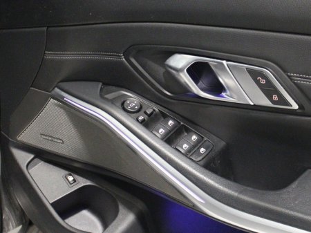 2019 BMW 3 Series - thumbnail 26