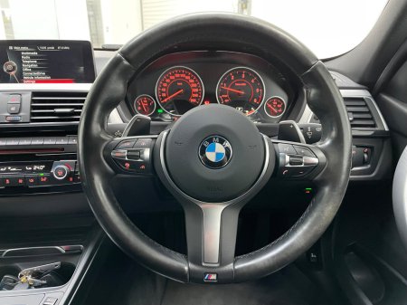 2016 BMW 3 Series - thumbnail 22