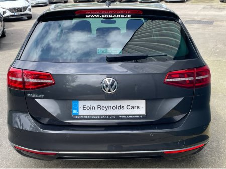 2019 Volkswagen Passat - thumbnail 5