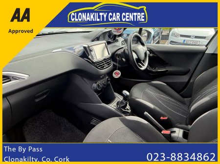 2014 Peugeot 208 - thumbnail 15