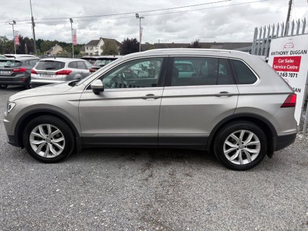 2016 Volkswagen Tiguan 2.0 TDI 150HP BMT Highline €17,995 thumbnail