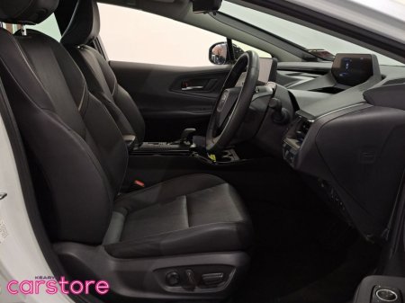 2024 Toyota Prius - thumbnail 12