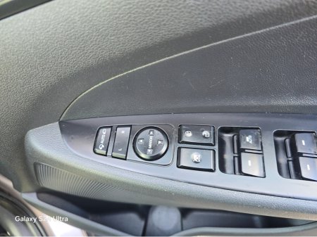 2017 Hyundai Tucson - thumbnail 8