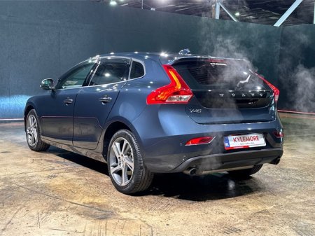 2018 Volvo V40 - thumbnail 5