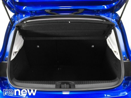 2022 Renault Clio Dynamique TCe 90 €15,990 thumbnail