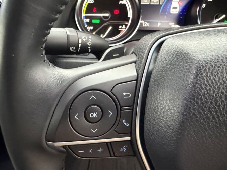 2023 Toyota Camry - thumbnail 28