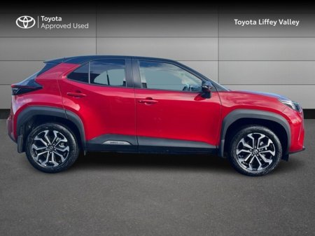 2023 Toyota Yaris Cross YARIS CROSS LUNA SPORT €28,950 thumbnail