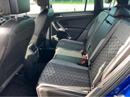 2021 Volkswagen Tiguan - thumbnail 14