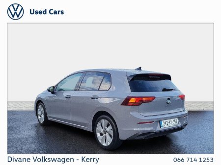 2024 Volkswagen Golf - photo 3