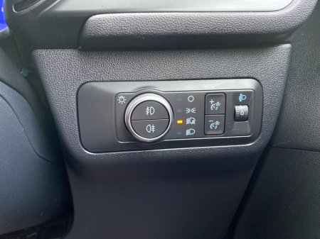 2021 Ford Kuga - thumbnail 16