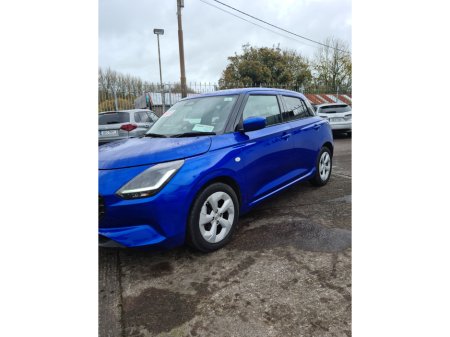 2025 Suzuki Swift - thumbnail 2