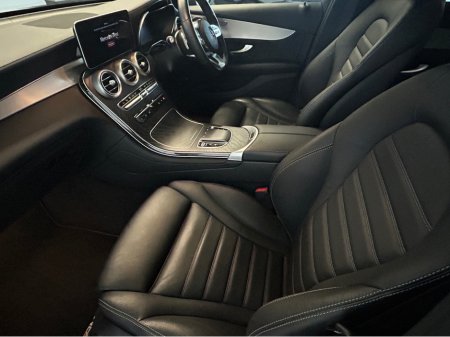 2021 Mercedes-Benz GLC Class 300 AMG LINE PREMIUM DE 4MATIC €42,800