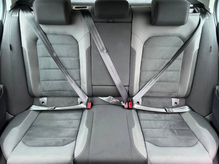 2017 Volkswagen Golf - thumbnail 12