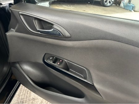 2019 Opel Corsa - thumbnail 4