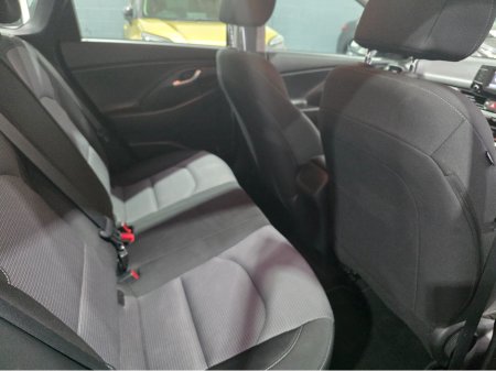 2018 Hyundai i30 - thumbnail 14