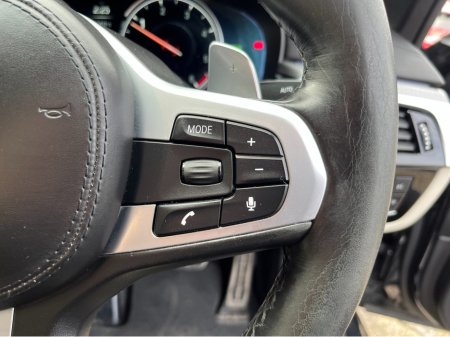 2018 BMW 5 Series - thumbnail 22