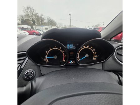 2015 Ford Fiesta - thumbnail 23