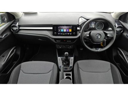 2024 Skoda Fabia SELECTION 1.0 MPI 80HP- F+R PARK ASSIST- DIGITAL COCKPIT- WIRELSS CAR PLAY + ANDROID AUTO €22,950 thumbnail