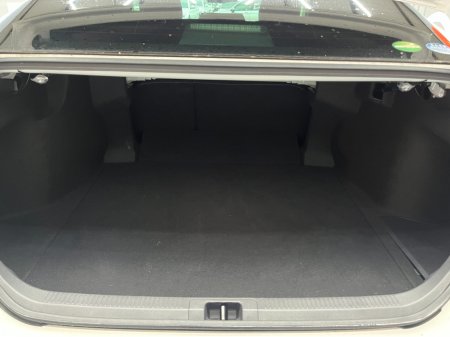 2019 Toyota Camry - thumbnail 7