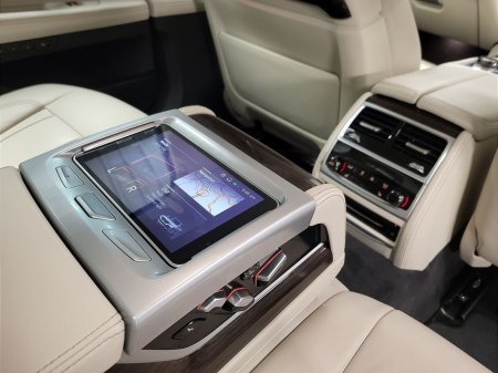 2020 BMW 7 Series - thumbnail 25