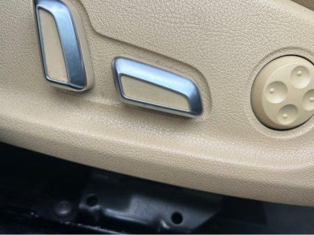 2015 Audi A4 2.0 TDI 150 SE MULTI AUTO 4DR SALOON**//**FULL CREAM LEATHER INTERIOR**//**SAT NAV**//**CRUISE CONTROL**//**PARKING SENSORS**//**METALLIC GREY**//**TRADE IN WELCOME**//**WARRANTY!!!!!! €12,995 thumbnail