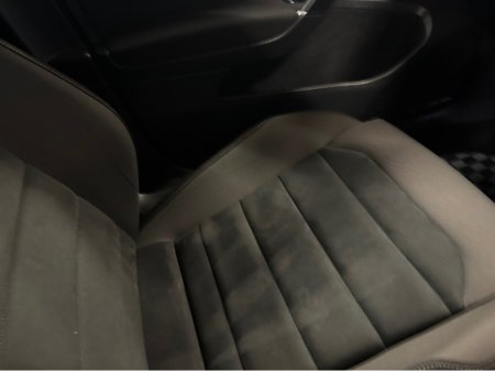 2018 Volkswagen Golf 1.4 TSI DSG HILINE €19,499 thumbnail