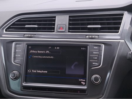 2017 Volkswagen Tiguan 2.0 Diesel SE Nav Model Bluemotion 150 BHP. thumbnail