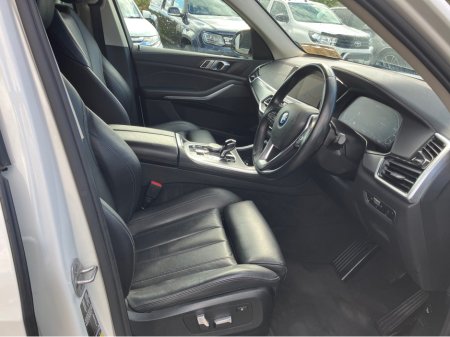 2022 BMW X5 XDRIVE45E XLINE AUTO €53,995