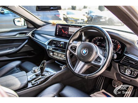 2022 BMW 5 Series - thumbnail 14