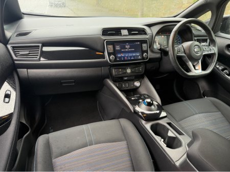 2022 Nissan Leaf 40KW SV PREMIUM COLD PK 40KW €16,900 thumbnail