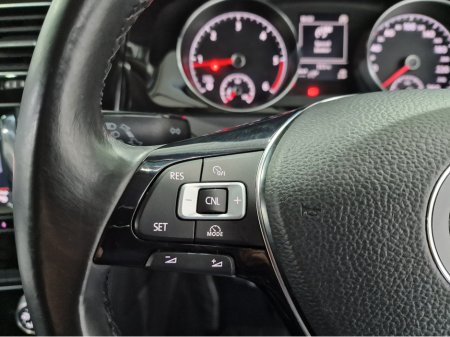 2013 Volkswagen Golf - thumbnail 16