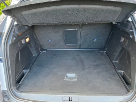 2018 Peugeot 3008 - thumbnail 9