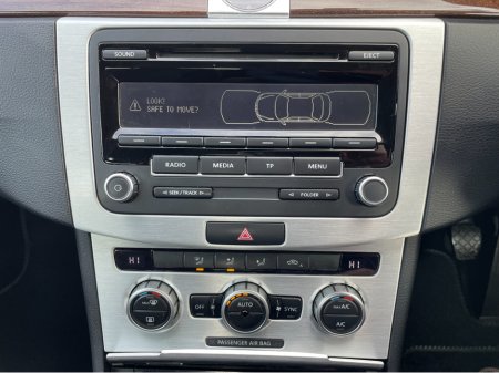 2014 Volkswagen Passat 1.6 TDI COMFORTLINE BMT SALOON €6,950 thumbnail