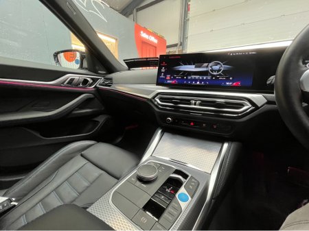 2025 BMW i4 €58950 2025 BMW I4 M50 ONLY 9K KMS / CRUISE CONTROL / 360° PARKING CAMERA / ELECTRIC MEMORY & HEATED SEATS / HEATED STEERING WHEEL / APPLE CARPLAY / AMBIENT LIGHTS €58,950 thumbnail