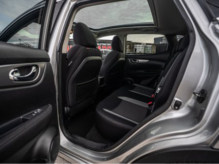 2018 Nissan Qashqai - thumbnail 34