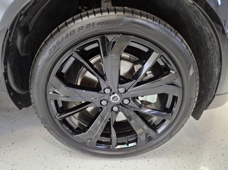 2025 Volvo XC60 *BLACK EDITION PLUS*PHEV*T6* €62,950 thumbnail