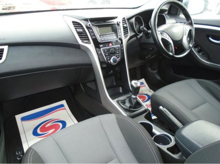 2017 Hyundai i30 SE 110PS 5DR €12,000 thumbnail