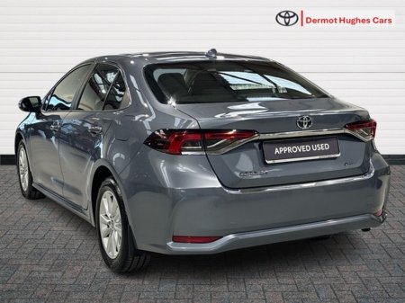 2025 Toyota Corolla SALOON LUNA HYBRID AUTO €31,750 thumbnail