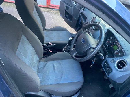 2006 Ford Fiesta - thumbnail 16