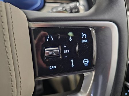 2025 Land Rover Range Rover - thumbnail 15