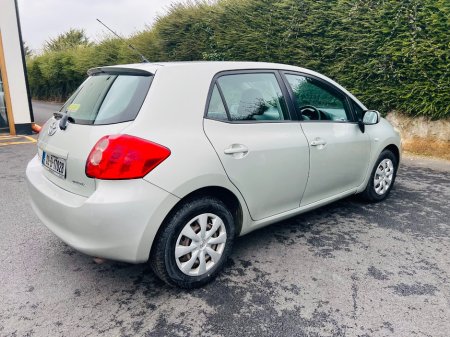 2009 Toyota Auris - thumbnail 11