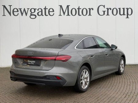 2025 Audi A5 40 TDI 204HP SE S-T €51,888 thumbnail