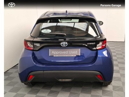 2022 Toyota Yaris - view 4