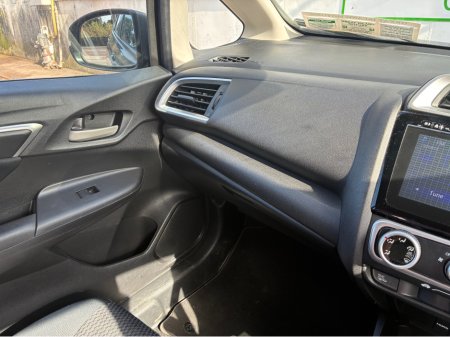 2018 Honda Jazz - thumbnail 16