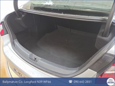 2018 Renault Megane - thumbnail 24