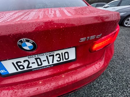 2016 BMW 3 Series 316d Sport €16,850 thumbnail