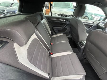 2017 Volkswagen Golf - thumbnail 14