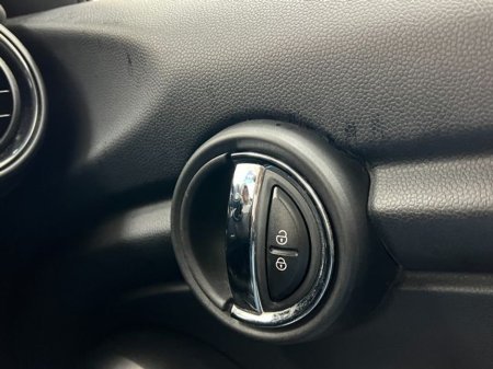 2016 MINI One 1.2 Automatic, Reversing camera €13,895 thumbnail